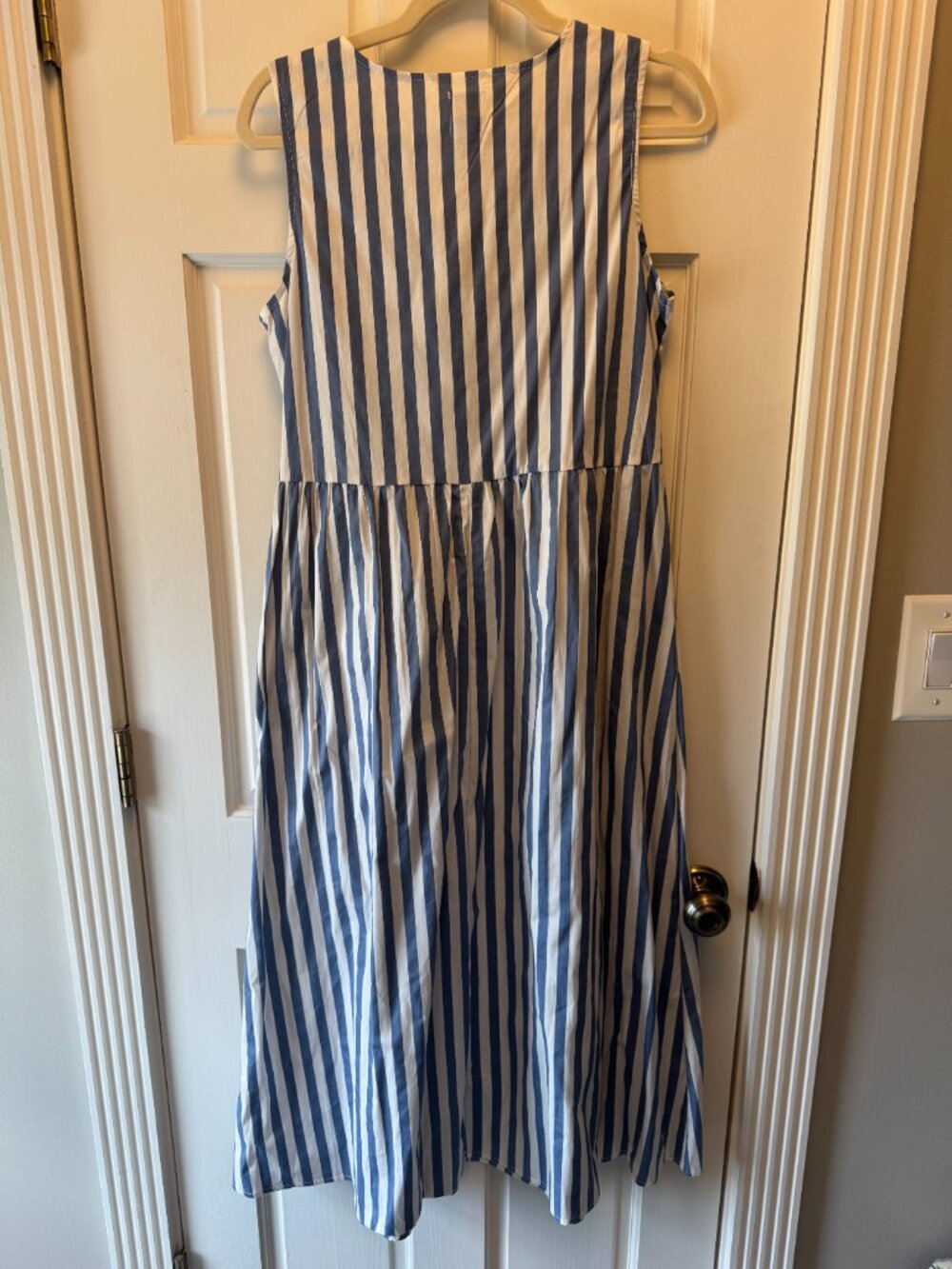 Joie Cottage Blue and White Stripped w/ Bows Midi Dress Size Large NWT - Picture 2 of 6